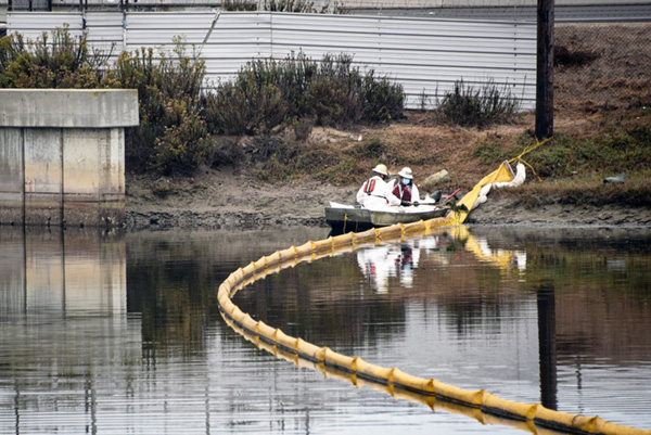 Cleanup of Southern California Coastal Oil Spill Updated