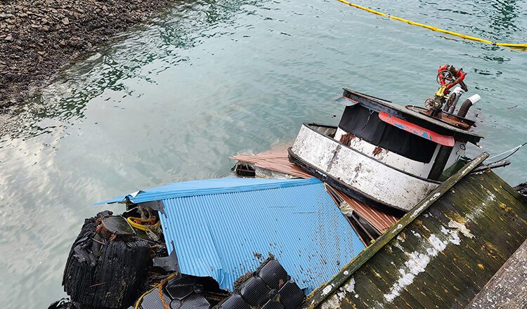 Coast Guard Sector Juneau, Contractors Recover Submerged Tugboat